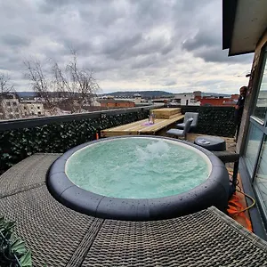  Apartment Penthouse With Hot Tub & Views 24